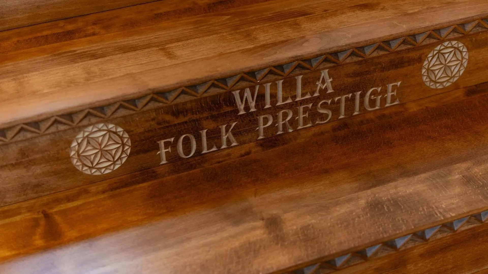 Willa Folk Prestige Zakopane Bed & Breakfast