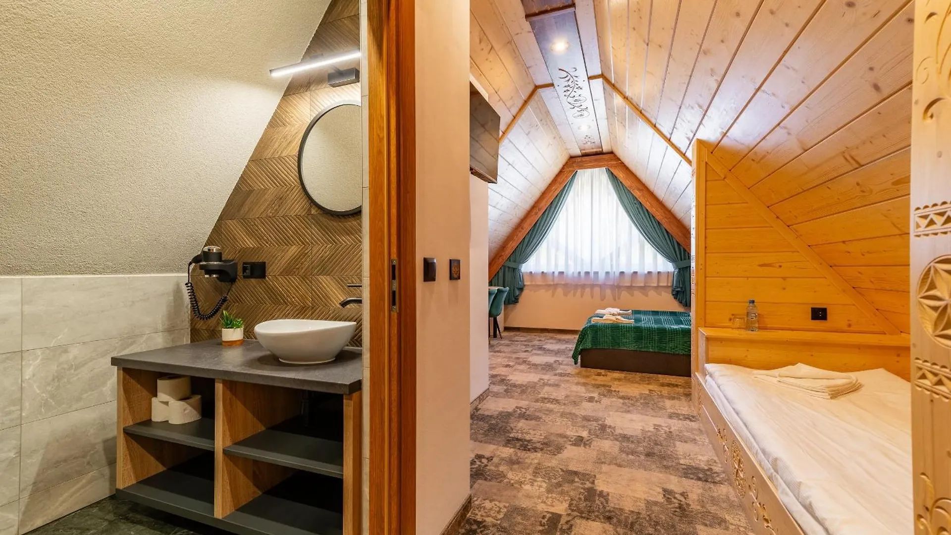Willa Folk Prestige Zakopane Poland